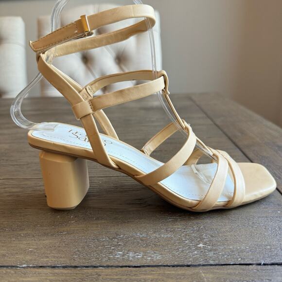 Franco Sarto Women's Laina Beige Strappy Sandals Size 6 Block Heel Ankle Strap - Picture 1 of 16